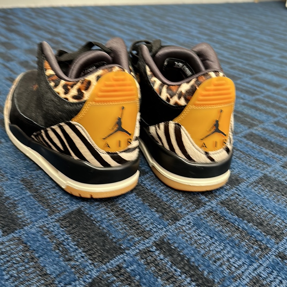 COPY - Lightly used Air Jordan Retro 3 Animal - Picture 3 of 3